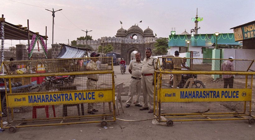 Heavy security at Aurangzeb's tomb under threat from Hindu organisation