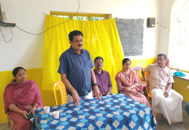 A meeting of beneficiaries and farmers of the lift irrigation scheme was held.