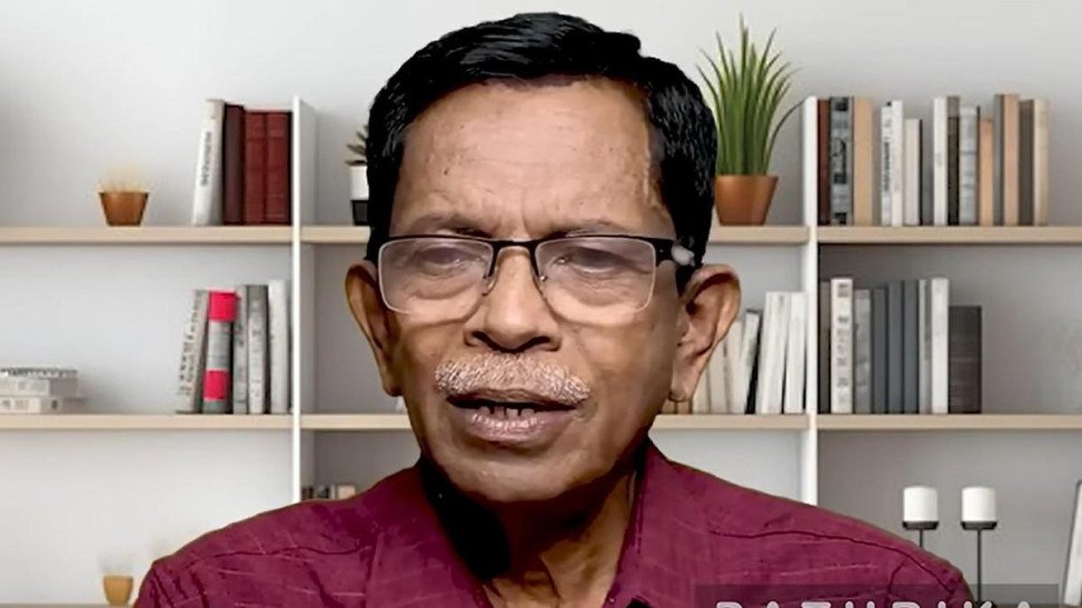 ടി.ജി. മോഹൻദാസിനെ കോടതിയിൽ ഹാജരാക്കി; വഞ്ചിയൂർ കോടതിക്ക് മുന്നിൽ SFI പ്രതിഷേധം