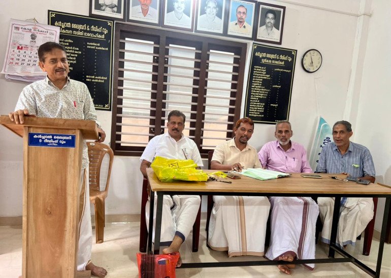 Executive meeting of Poonoor River Conservation Committee held at Padanilai; energetic start to sanitation work