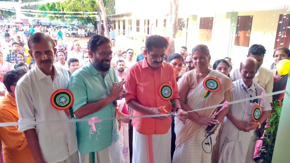 Face Polished Alagappanagar Panchayat Higher Secondary School